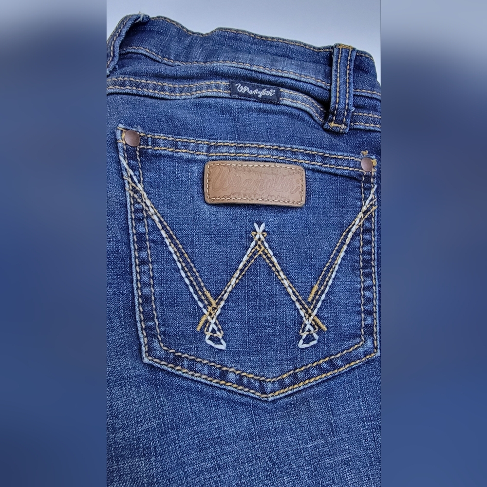 Women's Wrangler Retro Mae Mid Rise Bootcut Jean 29x30 | MS Wash - Picture 8 of 14